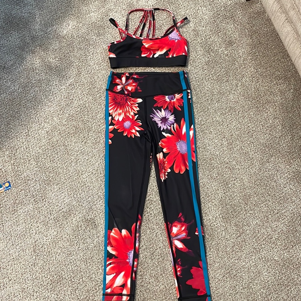 DSG leggings and sports bra